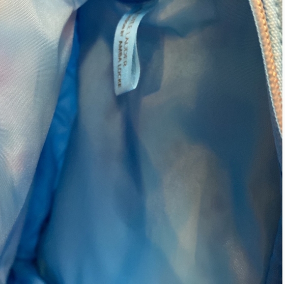 Estée Lauder Cosmetic Bag NEW in package. Size 7"x7" - Picture 4 of 10